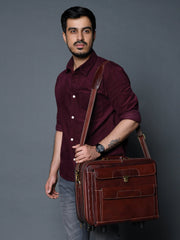Wanderer Leather Trolly Suitcase Bag.